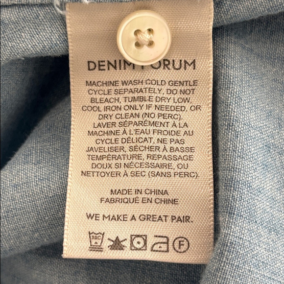 Aritzia Denim Forum The Jane long sleeve shirt Button Down chambray size medium - Picture 9 of 15